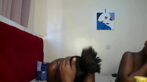 Snapshot of maelys_t chatting on 04/07/26, 10:05 Maelys online show from 04/07/26, 10:05