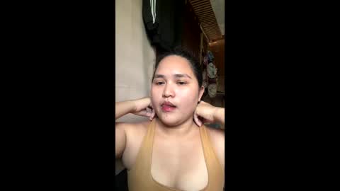 Snapshot of maemaebujawe31 chatting on 06/03/26, 04:37 maeyyy chubbyxxx online show from 06/03/26, 04:37
