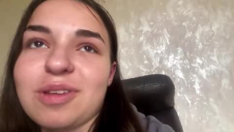 Snapshot of maespirounias chatting on 11/08/25, 11:10 Eva online show from 11/08/25, 11:10