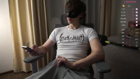 Snapshot of maestro3369 chatting on 03/04/25, 10:38 Mike XMaestro 3369 online show from 03/04/25, 10:38