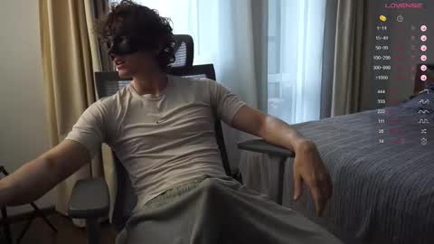 Snapshot of maestro3369 chatting on 10/07/25, 12:57 Mike XMaestro 3369 online show from 10/07/25, 12:57