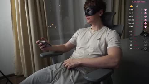 Mike XMaestro 3369 online show from 12/20/25, 08:16