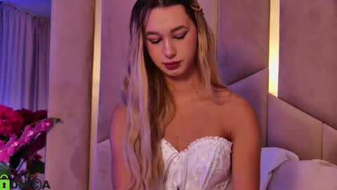 M. online show from 10/21/25, 06:30