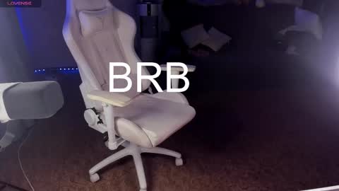 Maevee online show from 03/04/25, 09:40