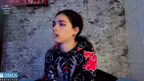 maevekuro online show from 12/17/25, 03:12