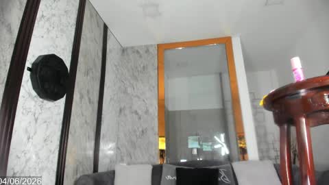 mafearias23 online show from 06/04/26, 04:51