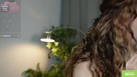 Snapshot of maffinpurrr chatting on 12/02/25, 07:03 Eva online show from 12/02/25, 07:03