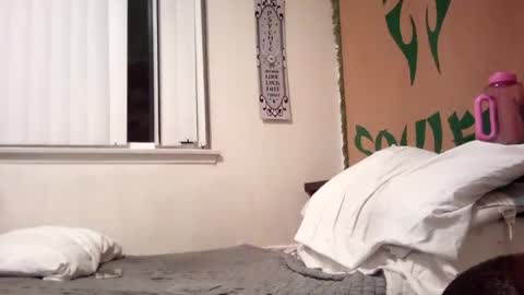 Snapshot of magdalena_805 chatting on 03/07/25, 04:46 magdalena_805 online show from 03/07/25, 04:46