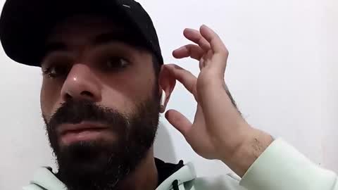 magdi165364 online show from 12/22/25, 05:54