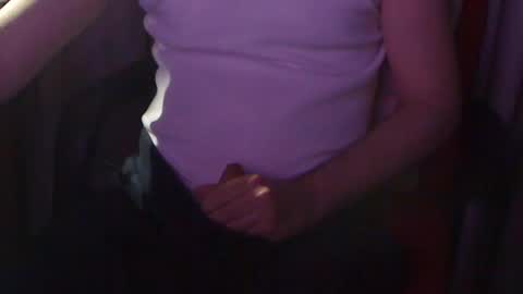 Snapshot of magellano98 chatting on 02/02/25, 06:10 Boy Sexy XXX online show from 02/02/25, 06:10