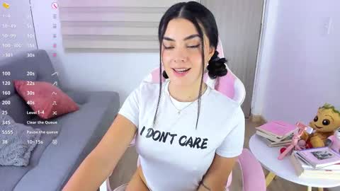 Eva online show from 10/21/25, 04:30