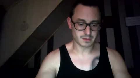 magfrauenfuesse online show from 10/28/25, 10:45