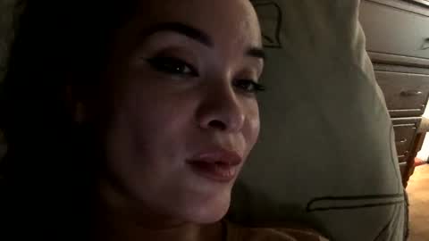 magggg658318 online show from 02/13/25, 02:09