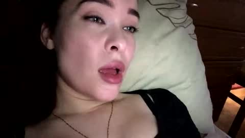 magggg658318 online show from 12/20/25, 12:23