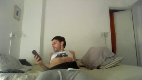 Snapshot of maggicboy29 chatting on 06/27/26, 05:12 maggicboy29 online show from 06/27/26, 05:12