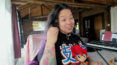 Luna online show from 04/27/26, 03:10