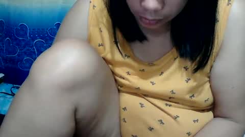 Snapshot of maggie_sweet09 chatting on 06/18/26, 06:12 maggie_sweet09 online show from 06/18/26, 06:12