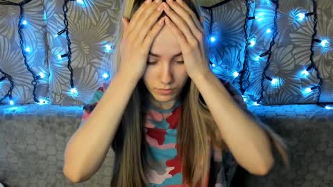 Maggie online show from 01/29/25, 01:58