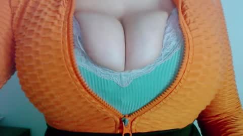 Maggie   online show from 01/21/25, 02:33