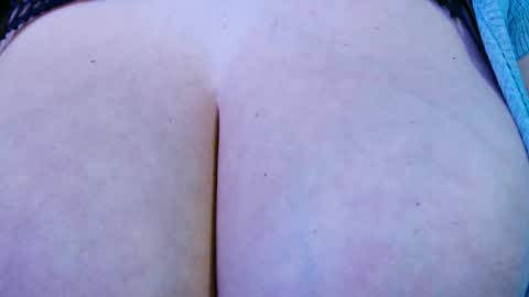 Maggie   online show from 11/16/25, 09:09