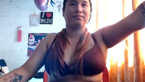 Snapshot of maggiie_taylor chatting on 07/28/26, 02:05 Maggie Taylor online show from 07/28/26, 02:05