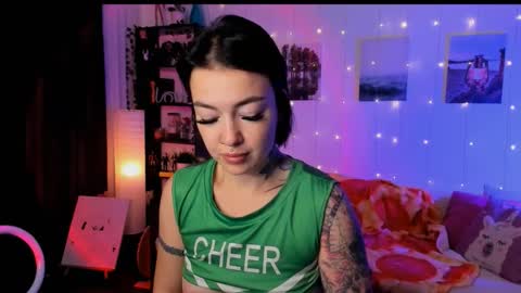 Snapshot of magic_alie chatting on 12/02/25, 06:41 Magic Allie online show from 12/02/25, 06:41