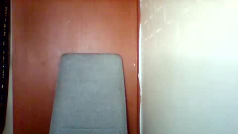 Snapshot of magic_bliss chatting on 10/06/25, 09:40 Bliss online show from 10/06/25, 09:40