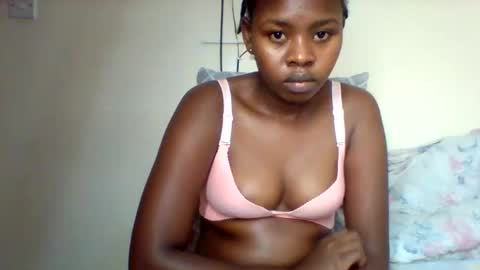 Snapshot of magic_bliss chatting on 11/03/25, 07:59 Bliss online show from 11/03/25, 07:59