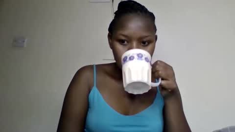 Snapshot of magic_bliss chatting on 12/15/25, 07:12 Bliss online show from 12/15/25, 07:12