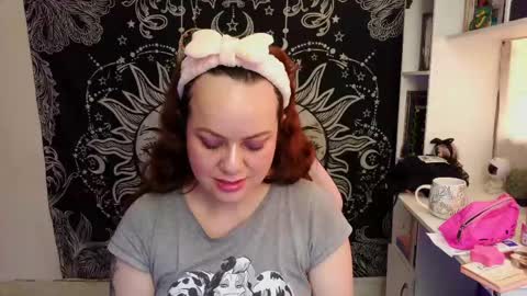 Claire online show from 04/14/26, 09:54