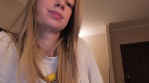 Snapshot of magic_couple13 chatting on 12/04/24, 01:09 Alice online show from 12/04/24, 01:09