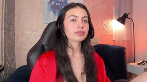 Snapshot of magic_fernanda chatting on 12/27/24, 12:39 Fer online show from 12/27/24, 12:39