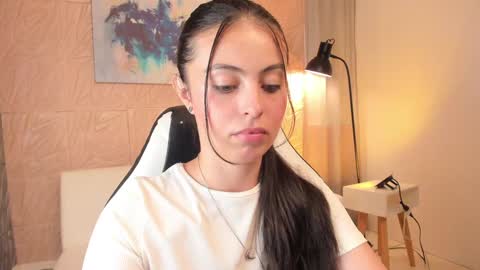 Snapshot of magic_fernanda chatting on 01/27/25, 09:00 Fer online show from 01/27/25, 09:00