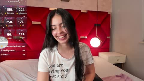 Snapshot of magic_fernanda chatting on 02/06/25, 12:54 Fer online show from 02/06/25, 12:54