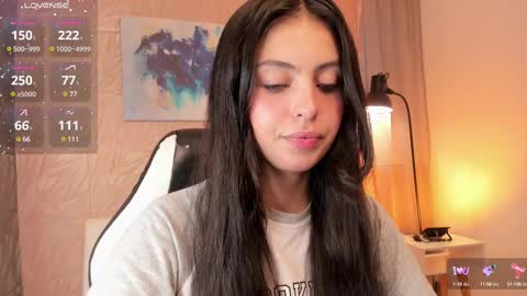 Snapshot of magic_fernanda chatting on 02/12/25, 02:54 Fer online show from 02/12/25, 02:54