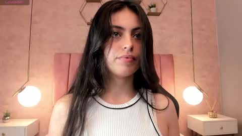 Snapshot of magic_fernanda chatting on 03/06/25, 08:16 Fer online show from 03/06/25, 08:16