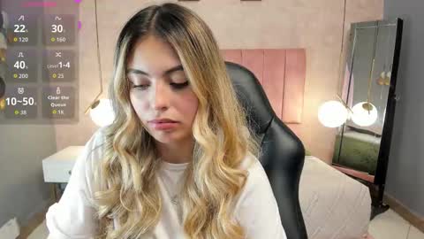 Snapshot of magic_fernanda chatting on 10/17/25, 07:27 Fer online show from 10/17/25, 07:27