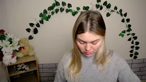 Snapshot of magic_katarina_ chatting on 12/13/24, 06:00 magic_katarina_ online show from 12/13/24, 06:00