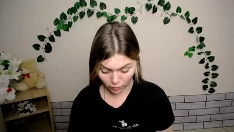 Snapshot of magic_katarina_ chatting on 01/20/25, 09:35 magic_katarina_ online show from 01/20/25, 09:35