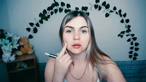 Snapshot of magic_katarina_ chatting on 02/06/25, 07:35 magic_katarina_ online show from 02/06/25, 07:35