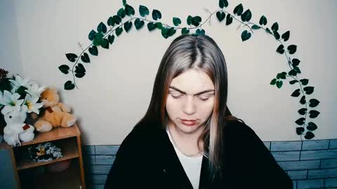 Snapshot of magic_katarina_ chatting on 03/05/25, 06:44 magic_katarina_ online show from 03/05/25, 06:44