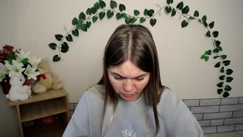 Snapshot of magic_katarina_ chatting on 10/06/25, 06:44 magic_katarina_ online show from 10/06/25, 06:44