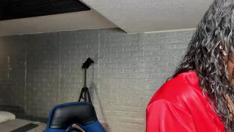 Snapshot of magic_marg chatting on 10/08/25, 08:39 Marge online show from 10/08/25, 08:39