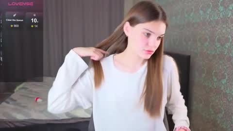 Merry online show from 11/20/25, 01:28