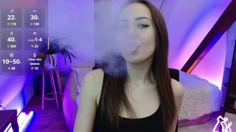 Zooey online show from 03/10/25, 12:59