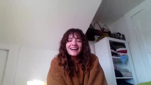 magicalmissmolly online show from 10/20/25, 10:21