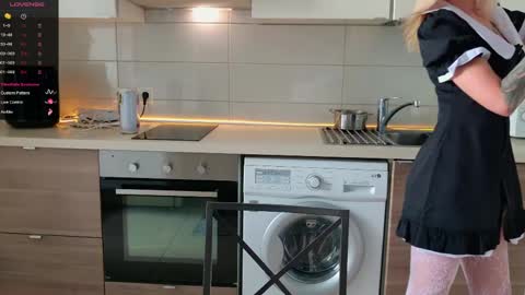 MagicLove online show from 04/14/26, 10:32