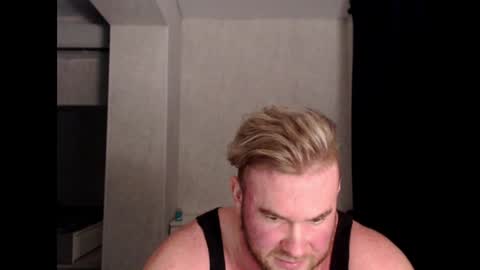 magicmax2017 online show from 02/17/25, 02:59