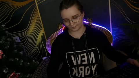 Emily online show from 01/17/25, 05:08
