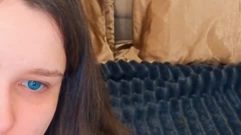 Emily online show from 05/01/26, 05:56